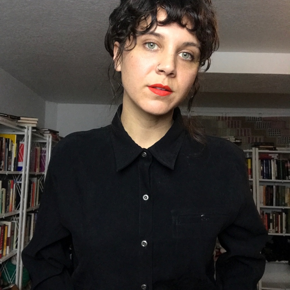 Collared Black Button-Up Top - B11 - image 1